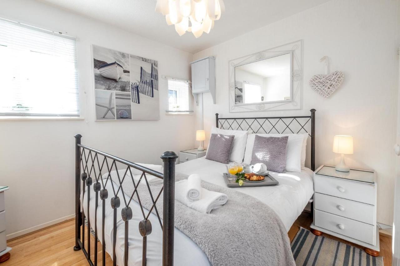 The Britten - Aldeburgh Coastal Cottages Екстер'єр фото